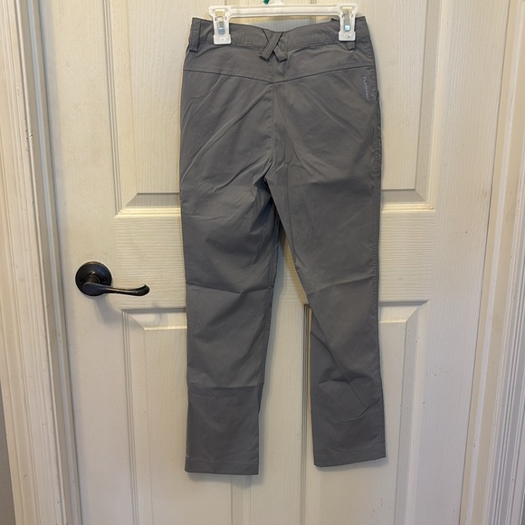 Girls medium (10/12) The North Face hiking pants - Picture 2 of 2